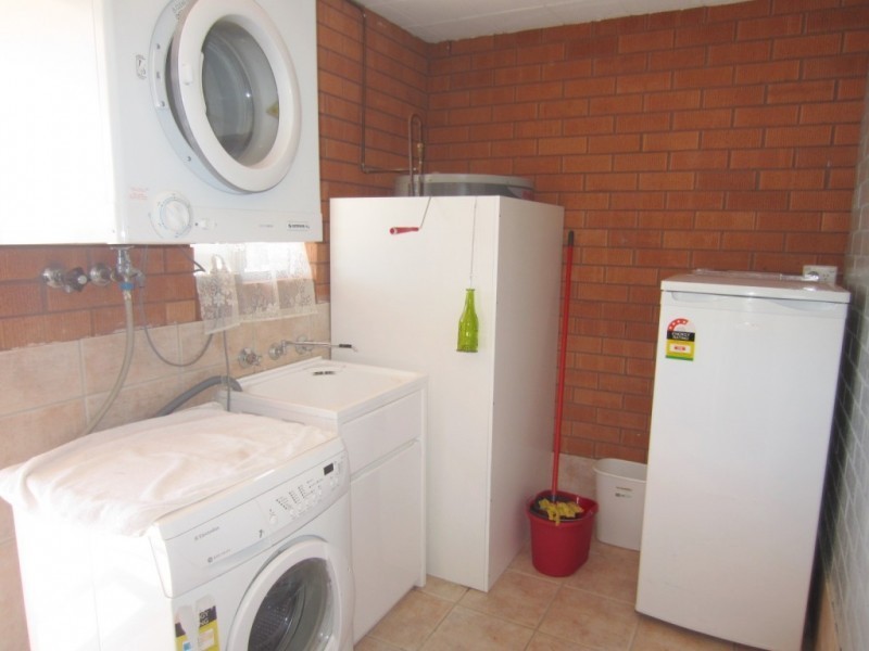 24 Ada Street, Goulburn NSW 2580