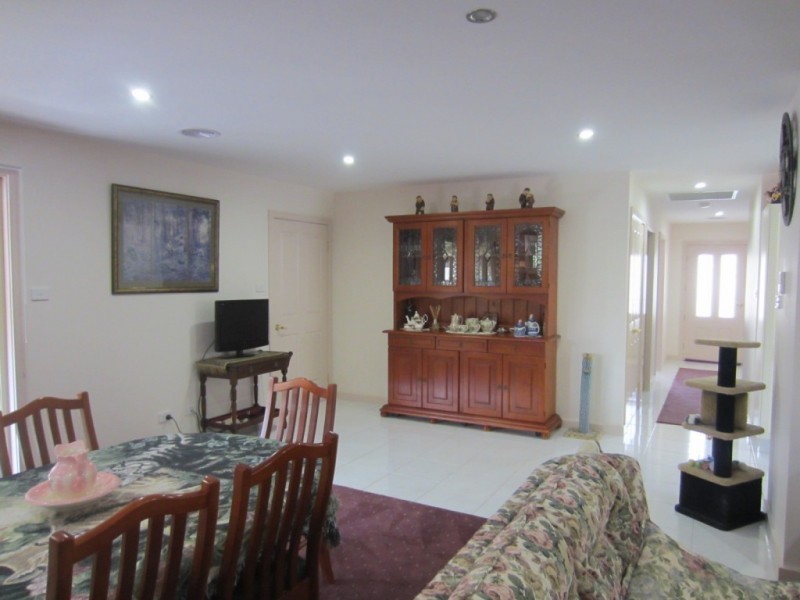 11 Erith Street, Goulburn NSW 2580