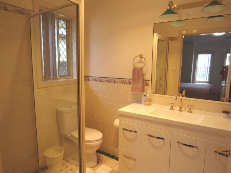 11 Erith Street, Goulburn NSW 2580