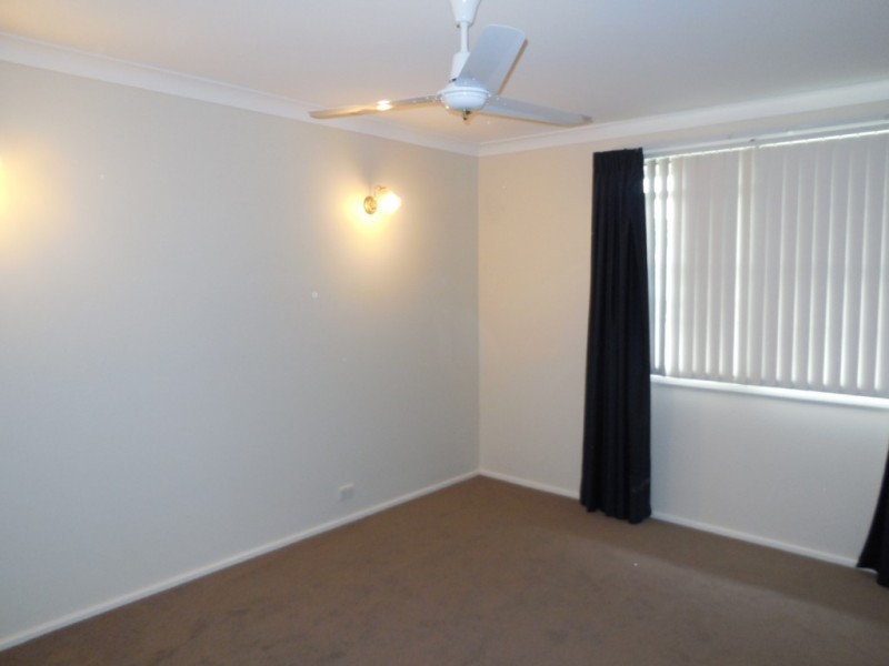 13 Manfred Place, Goulburn NSW 2580