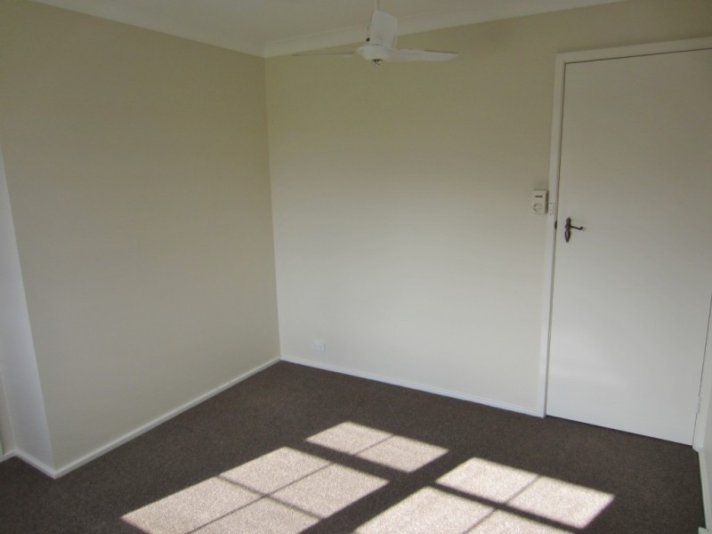 13 Manfred Place, Goulburn NSW 2580