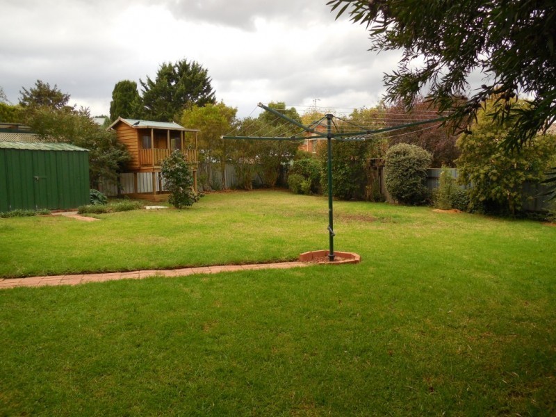 13 Manfred Place, Goulburn NSW 2580