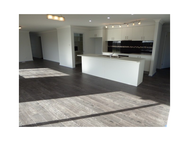 60 Hoskins Street, Goulburn NSW 2580