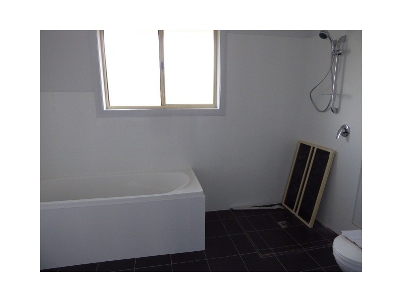 60 Hoskins Street, Goulburn NSW 2580