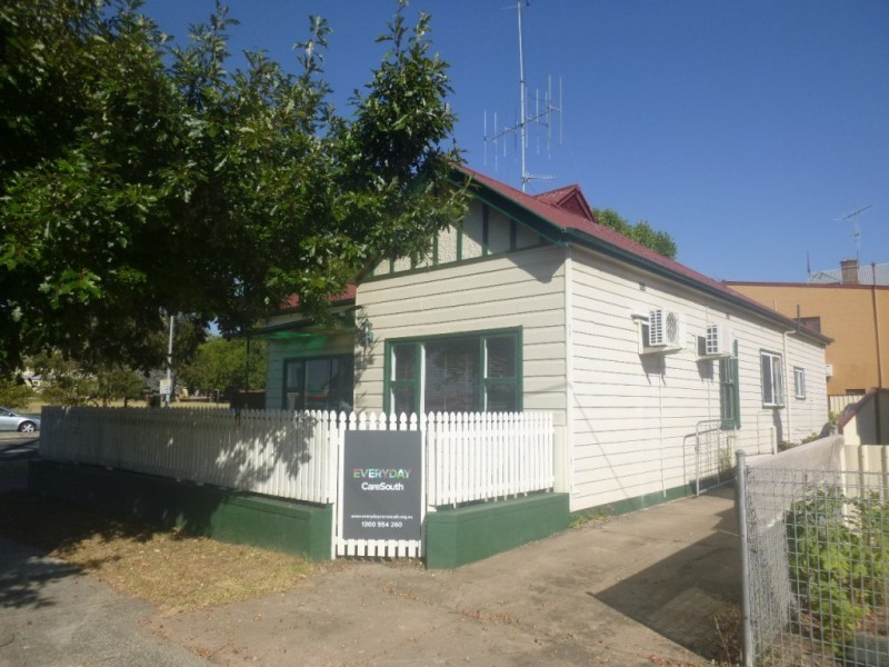 220 Bourke Street, Goulburn NSW 2580