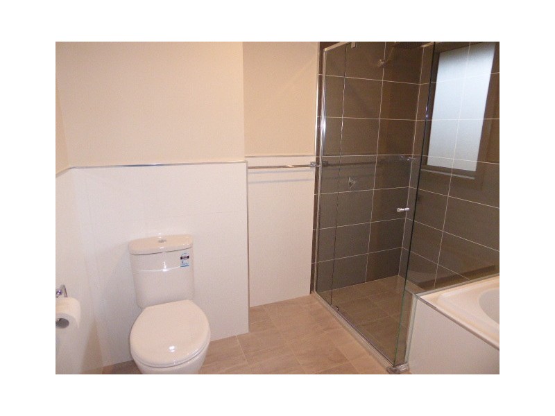 3 Fraser Close, Goulburn NSW 2580