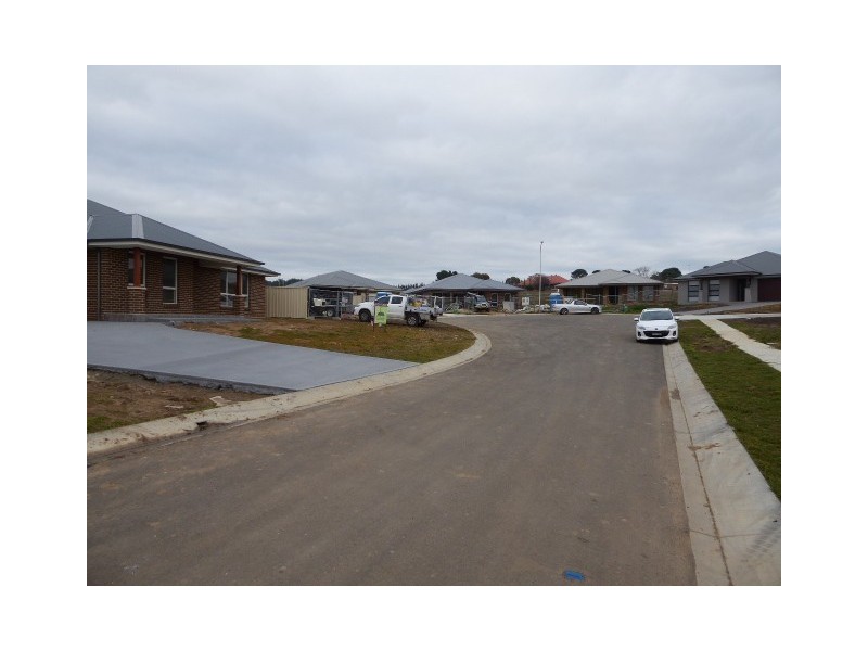 3 Fraser Close, Goulburn NSW 2580