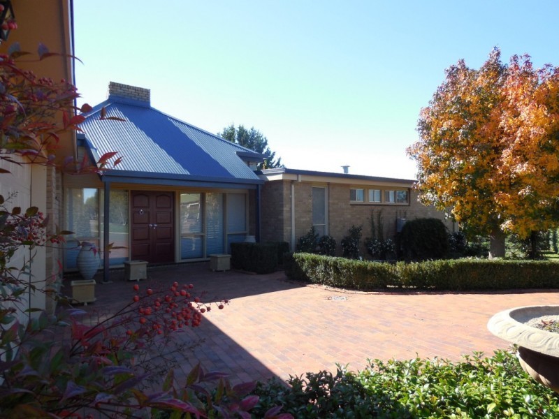 17 Macquarie Street, Goulburn NSW 2580