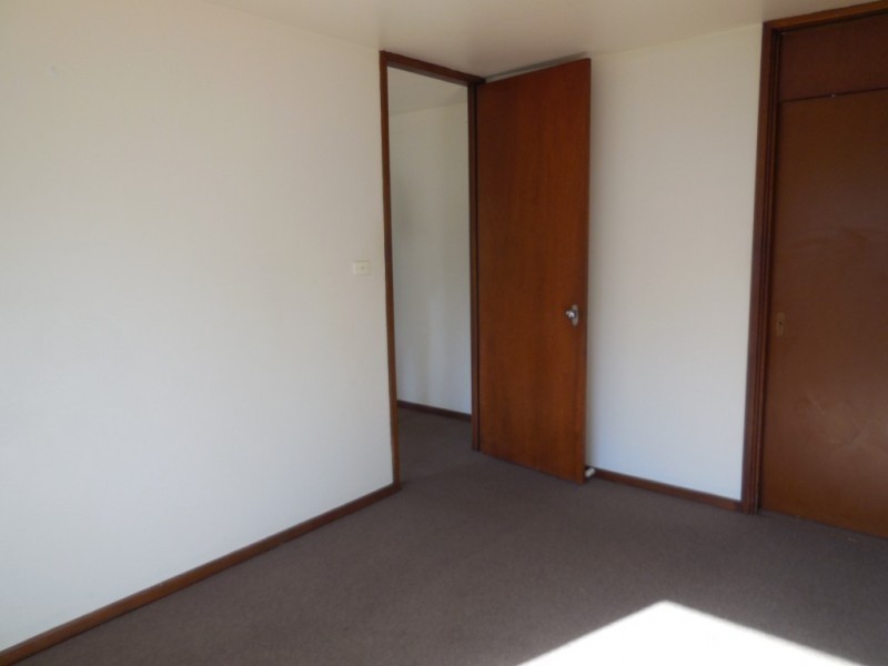 36 Yarrowlow Street, Goulburn NSW 2580