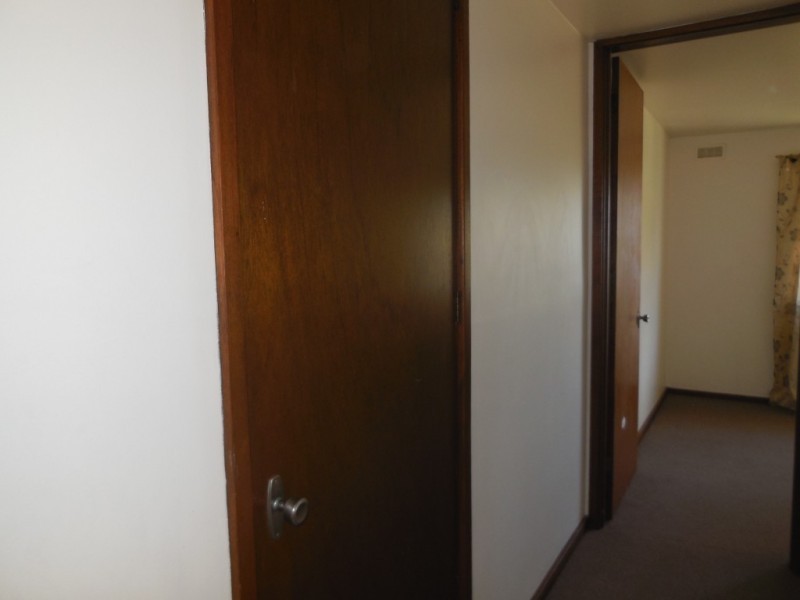 36 Yarrowlow Street, Goulburn NSW 2580