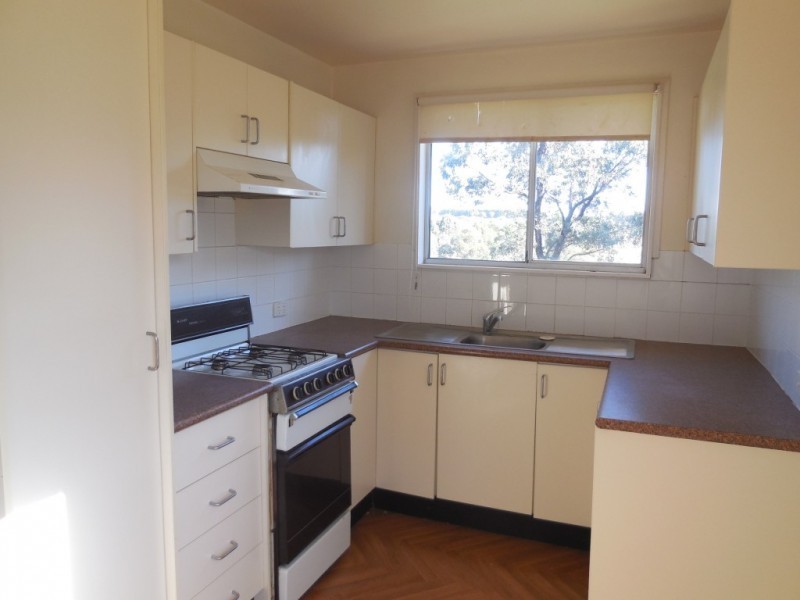 36 Yarrowlow Street, Goulburn NSW 2580