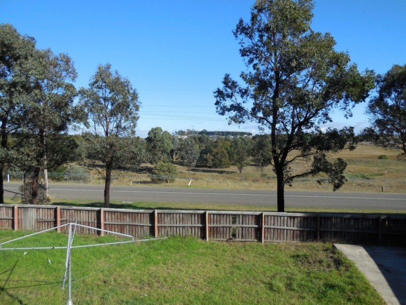 36 Yarrowlow Street, Goulburn NSW 2580