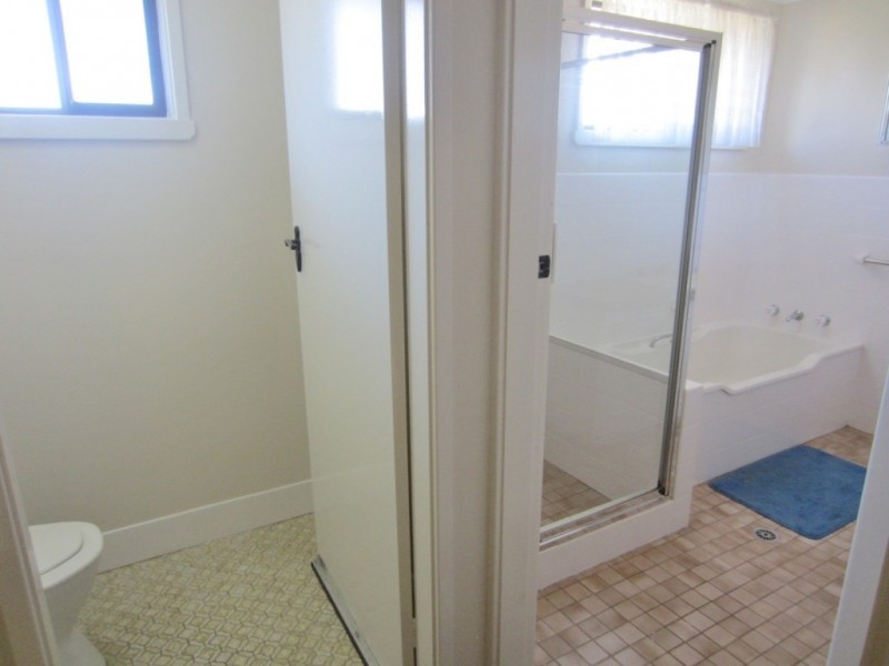 13 Manfred Place, Goulburn NSW 2580