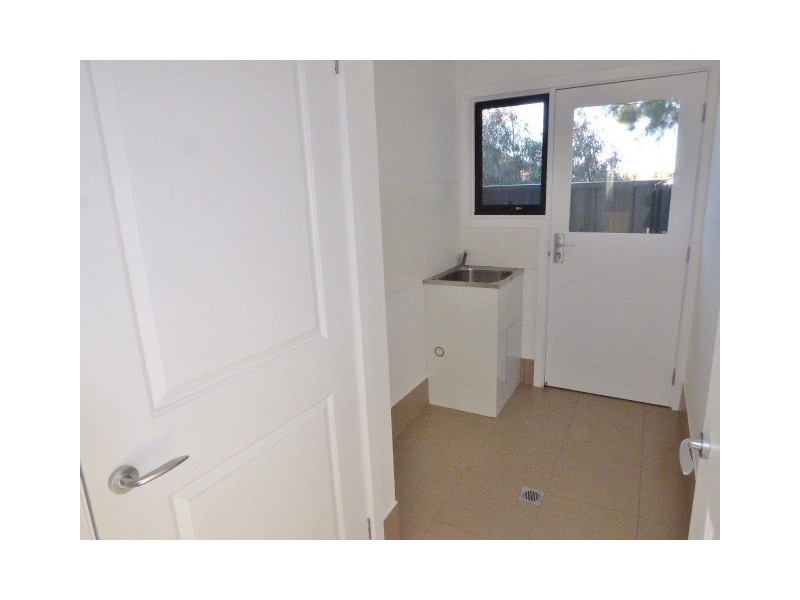 8/95 Gibson Street, Goulburn NSW 2580