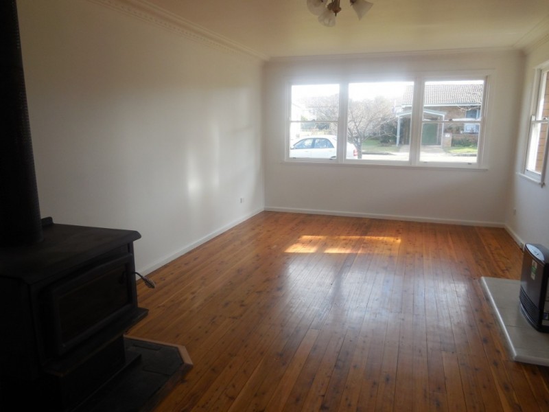 9 Gibson Street, Goulburn NSW 2580