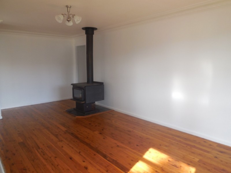 9 Gibson Street, Goulburn NSW 2580