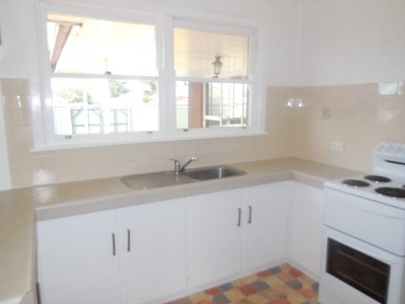 9 Gibson Street, Goulburn NSW 2580