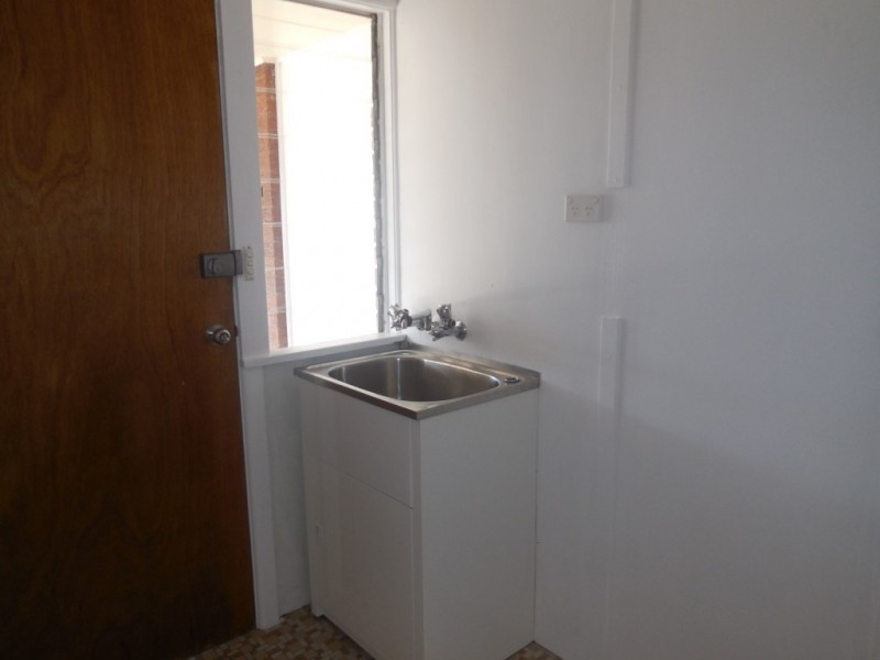 9 Gibson Street, Goulburn NSW 2580