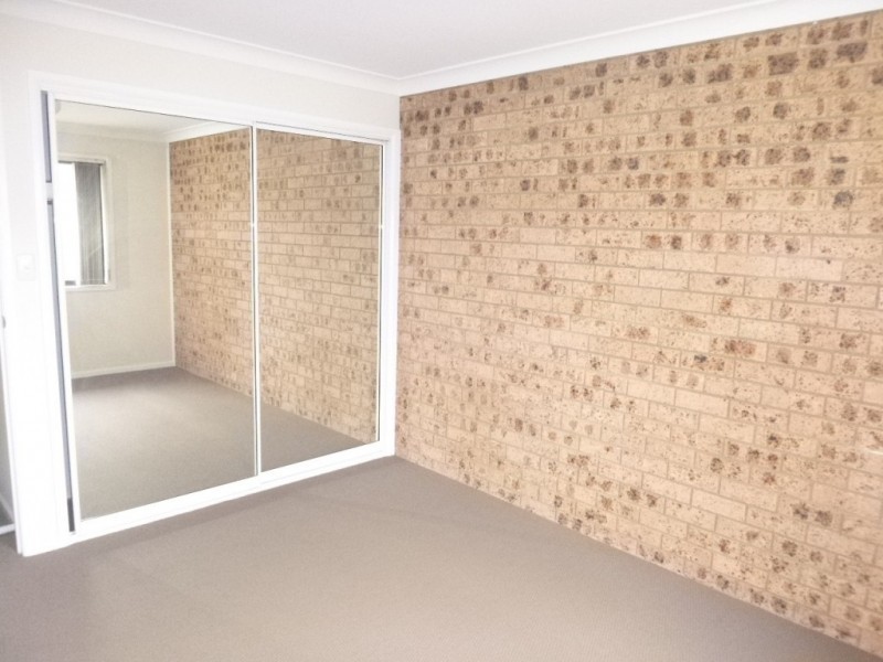 16 Parkside Place, Goulburn NSW 2580