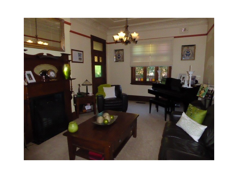 10 Beppo Street, Goulburn NSW 2580