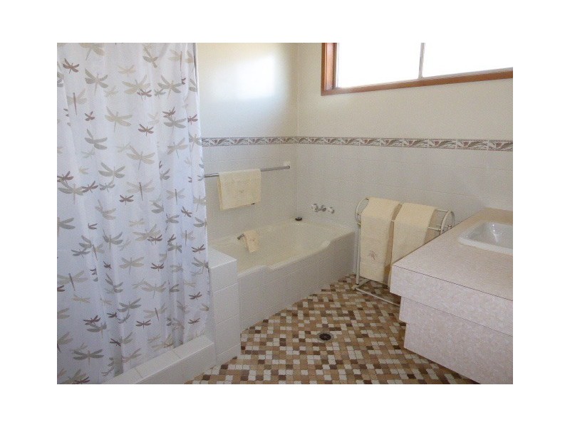 5 Wheatley Avenue, Goulburn NSW 2580