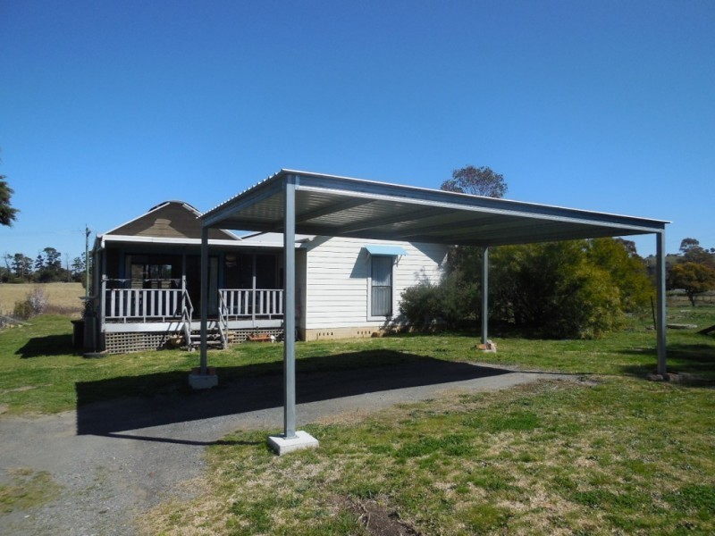 44 Wollondilly Avenue, Goulburn NSW 2580