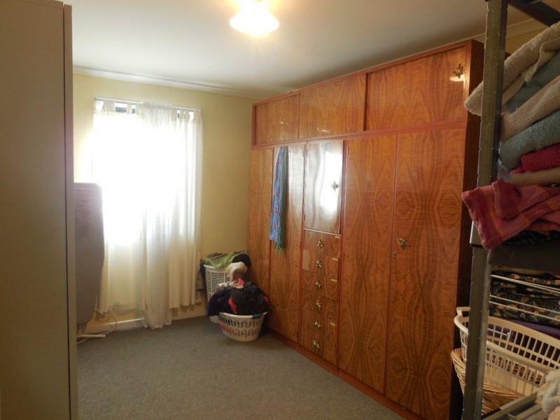 44 Wollondilly Avenue, Goulburn NSW 2580