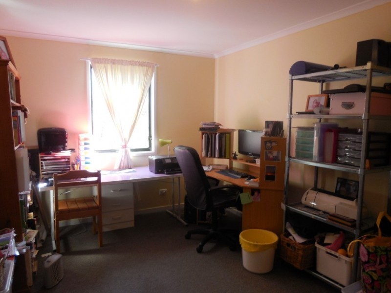 44 Wollondilly Avenue, Goulburn NSW 2580
