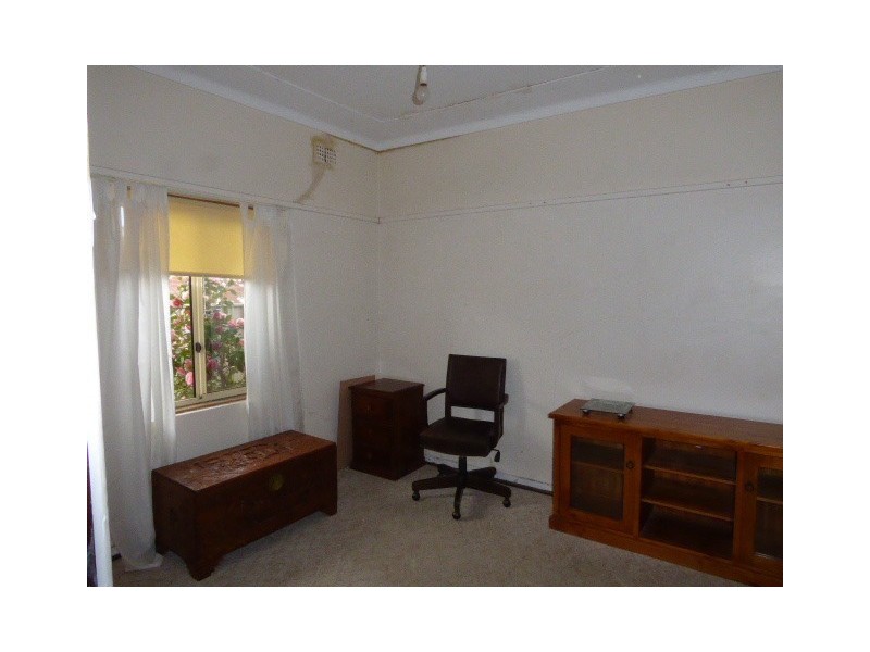 18 Wheatley Avenue, Goulburn NSW 2580