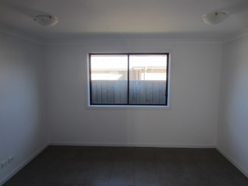 Villa 2/95 Gibson Street, Goulburn NSW 2580