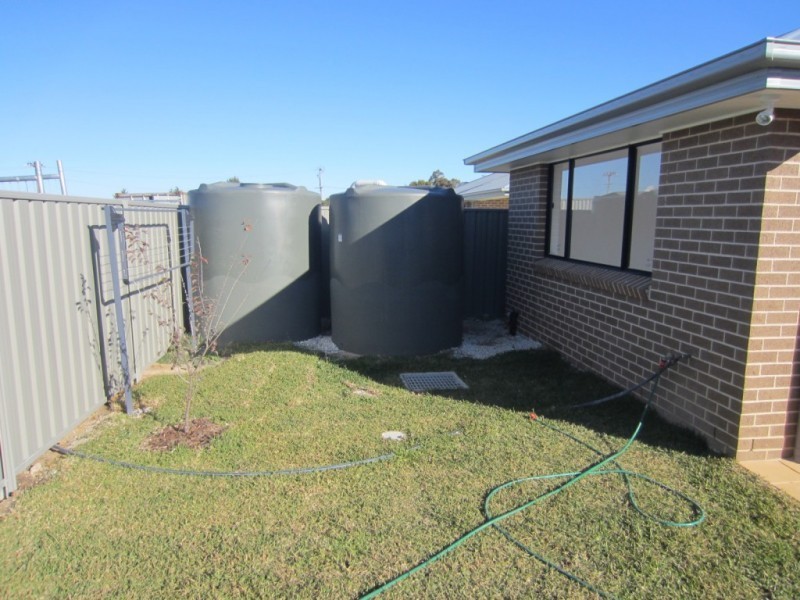 Villa 2/95 Gibson Street, Goulburn NSW 2580