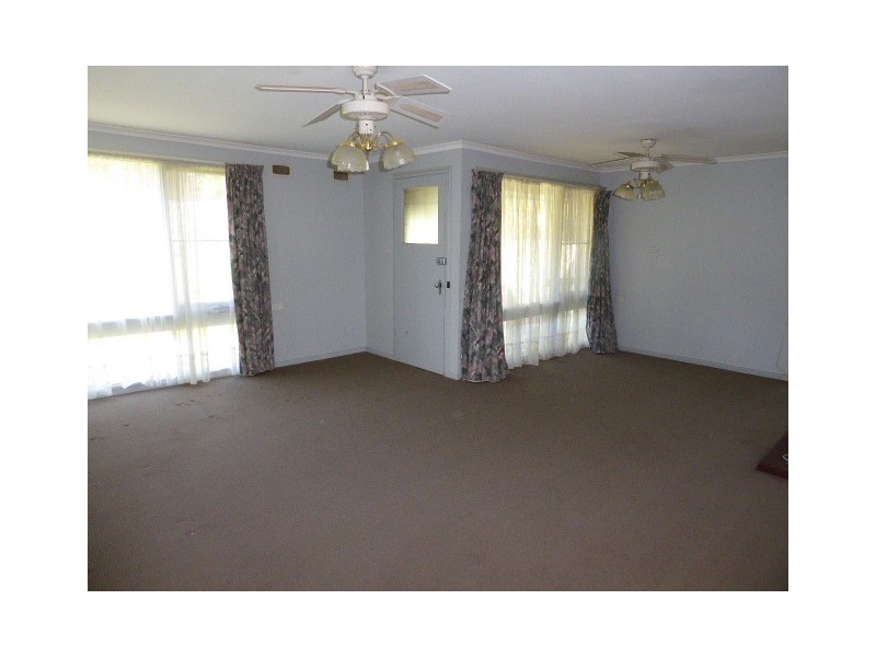 3 Howard Boulevard, Goulburn NSW 2580