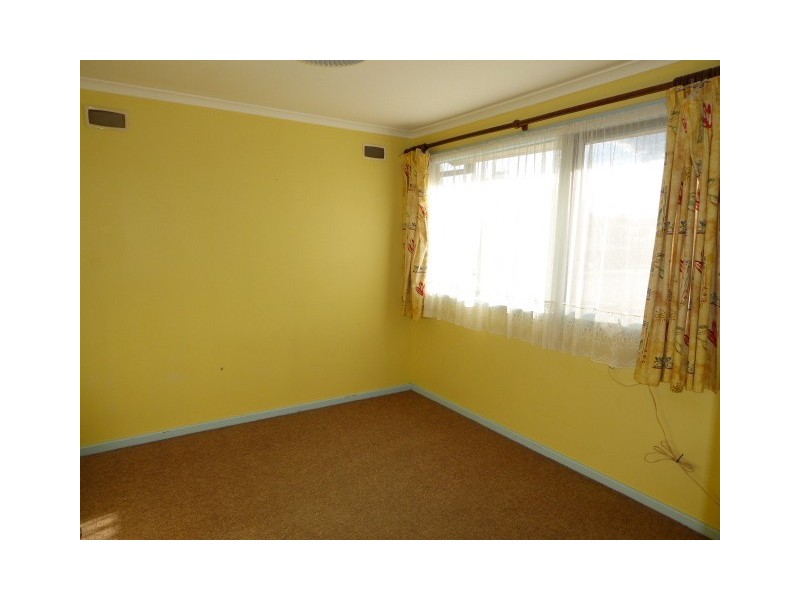 3 Howard Boulevard, Goulburn NSW 2580