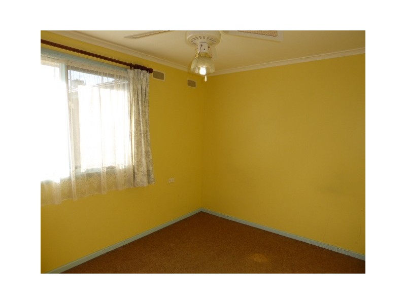 3 Howard Boulevard, Goulburn NSW 2580