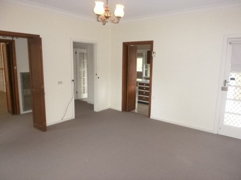 18-20 Godfrey Street, Goulburn NSW 2580