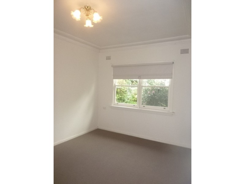 18-20 Godfrey Street, Goulburn NSW 2580