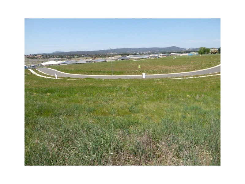 Lot 410 Swan Loop, Goulburn NSW 2580