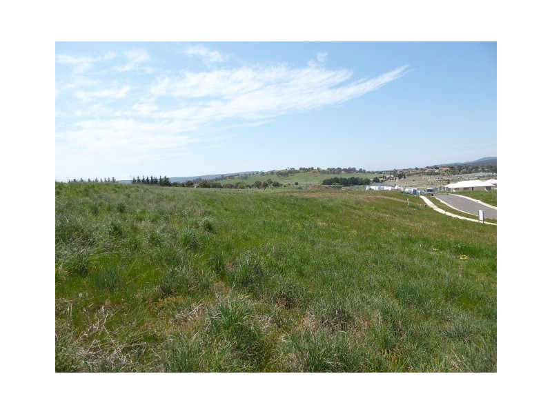 Lot 410 Swan Loop, Goulburn NSW 2580