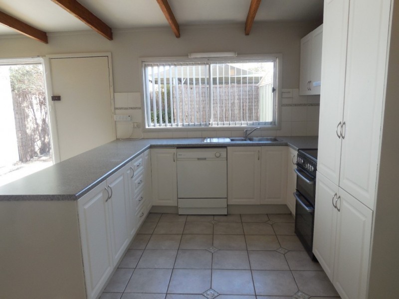 92 Lagoon Street, Goulburn NSW 2580