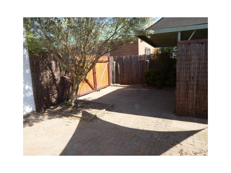 92 Lagoon Street, Goulburn NSW 2580