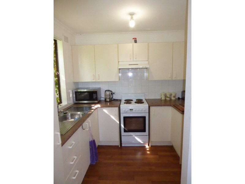 10 Caoura Crescent, Goulburn NSW 2580