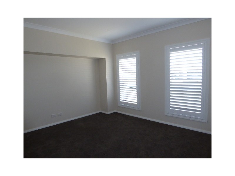 9 Fraser Close, Goulburn NSW 2580