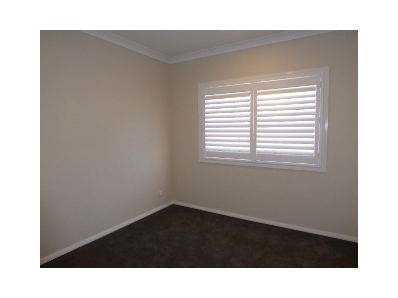 9 Fraser Close, Goulburn NSW 2580