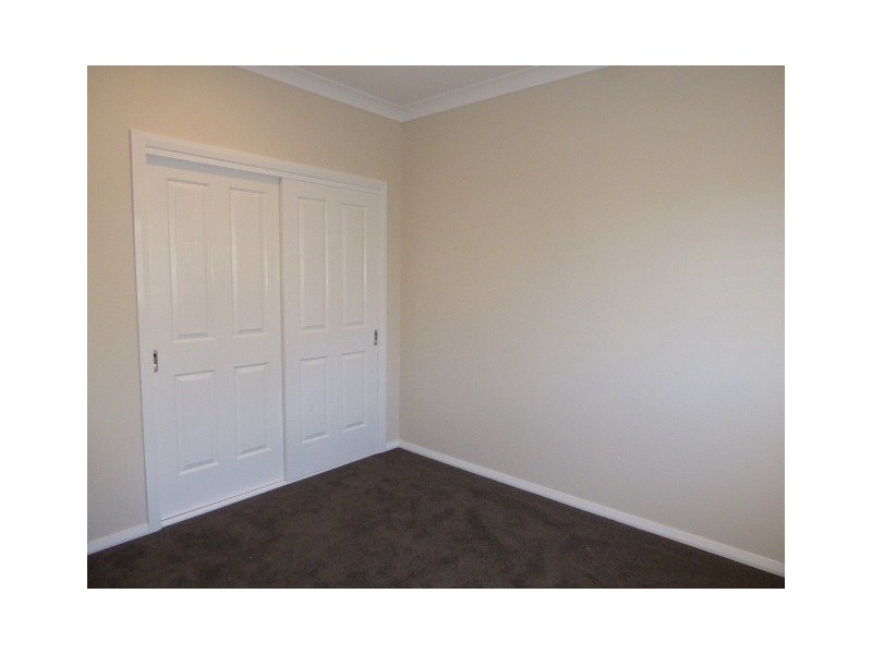 9 Fraser Close, Goulburn NSW 2580