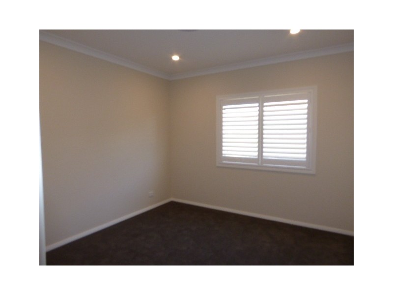 9 Fraser Close, Goulburn NSW 2580