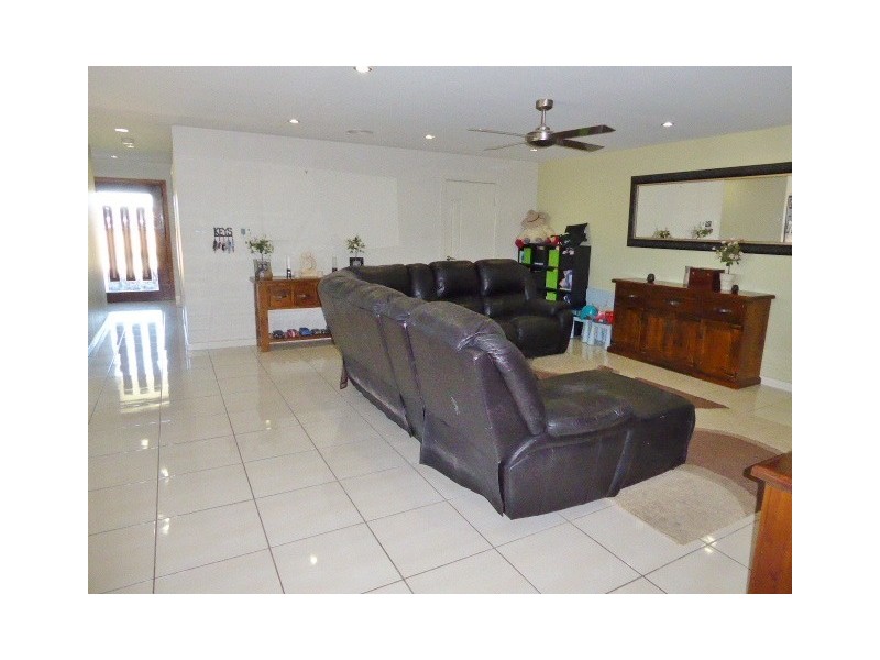 5 Ash Close, Goulburn NSW 2580