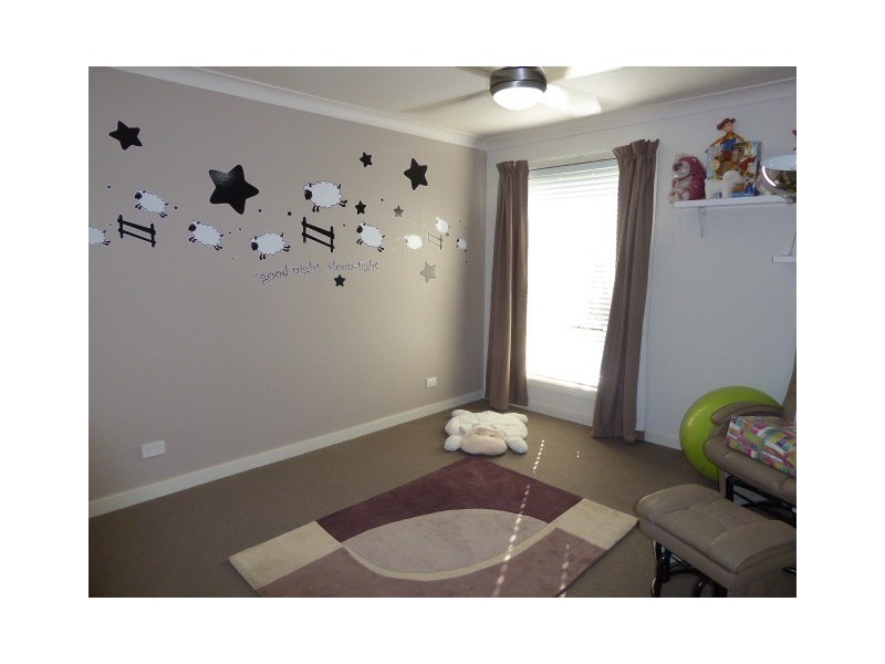 5 Ash Close, Goulburn NSW 2580