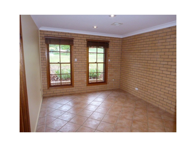 75 Cathcart Street, Goulburn NSW 2580
