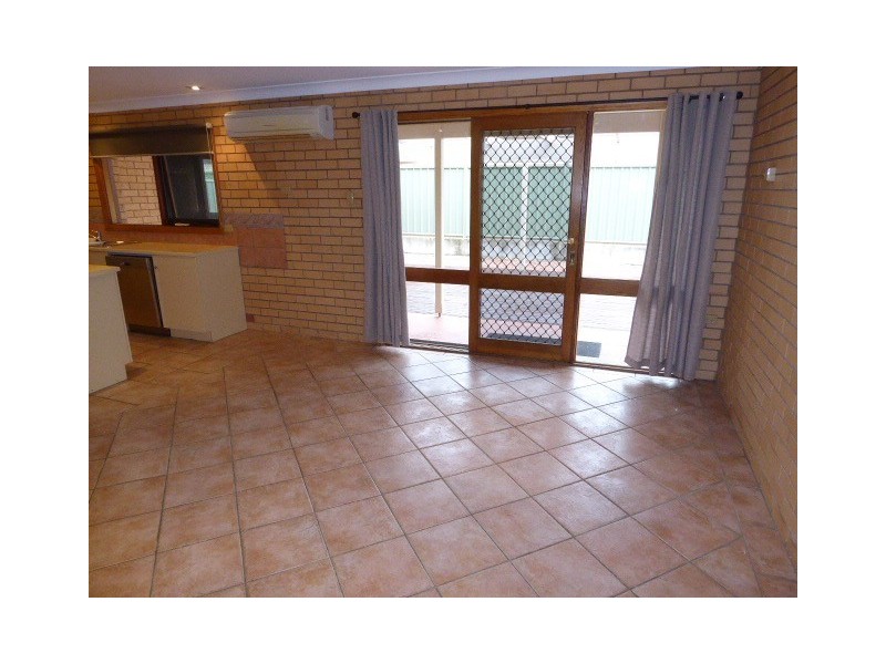 75 Cathcart Street, Goulburn NSW 2580