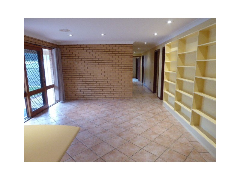 75 Cathcart Street, Goulburn NSW 2580